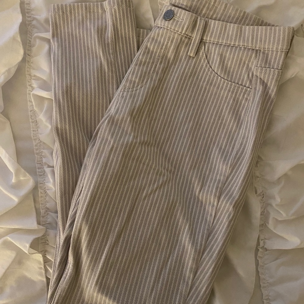 Grey & White Striped Stretchy Pants